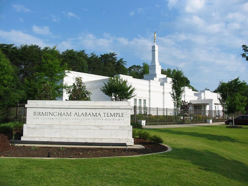 Birmingham Alabama Temple with grounds sign